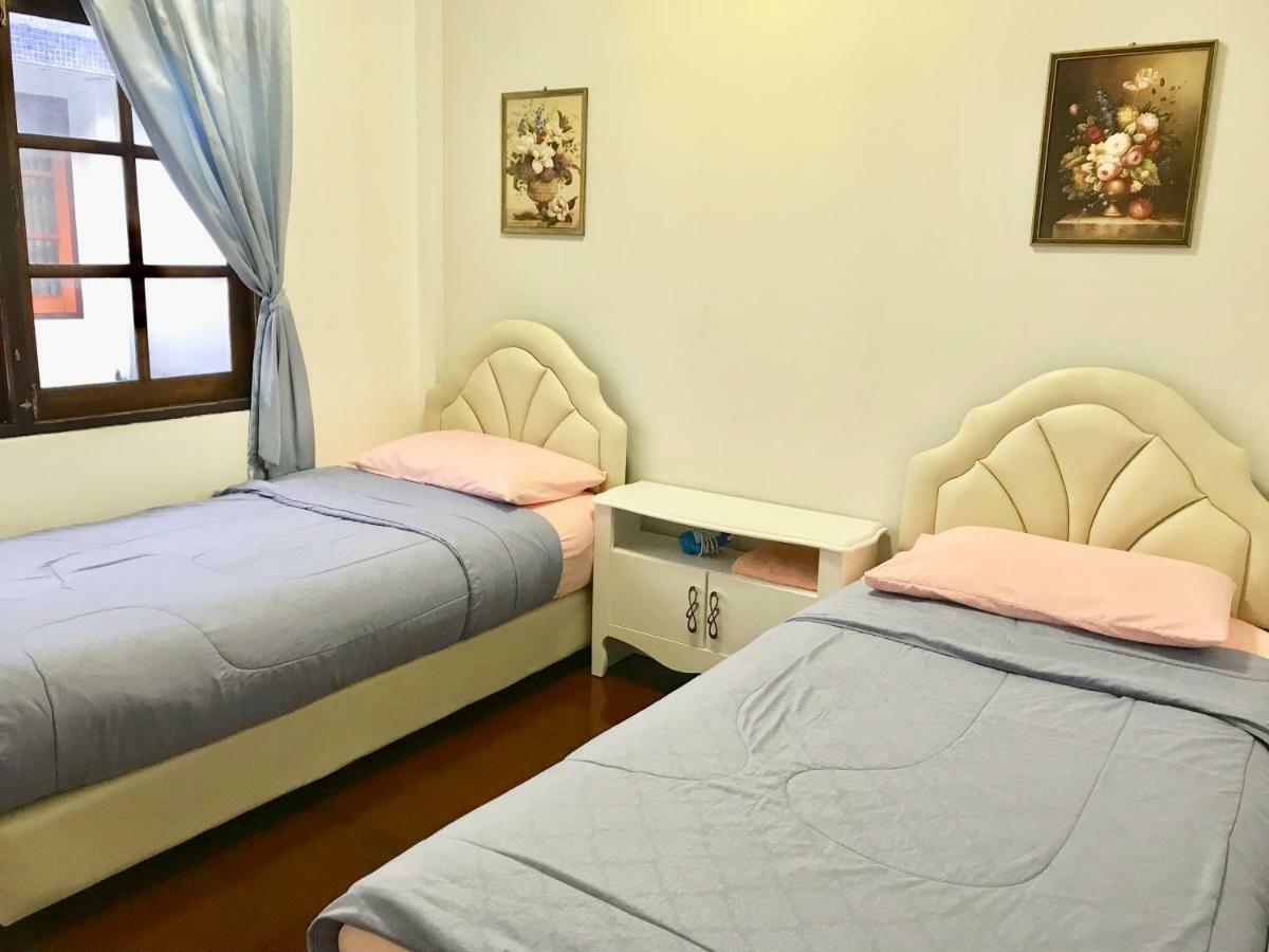 Hotel Sira'S House à Bangkok Extérieur photo